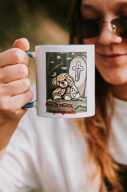 Mut zu Frieden: Weiße Tasse mit blauer Innenfarbe